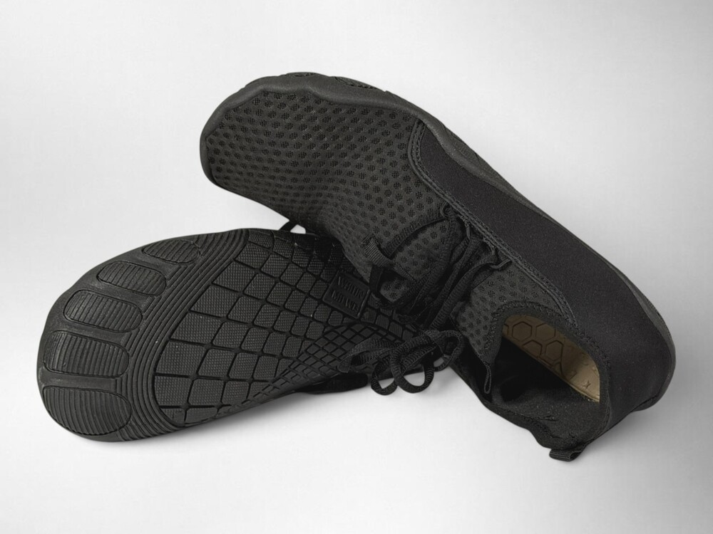 WHITIN Barefoot Cross Training Shoes Mens 11 Womens 13 Black Zero Drop